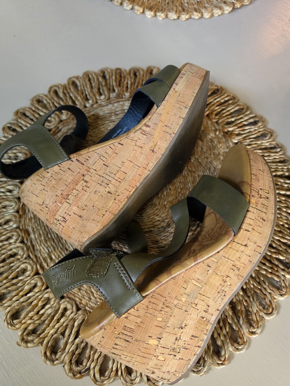Blowfish Green Sandles - Picture 4 of 6